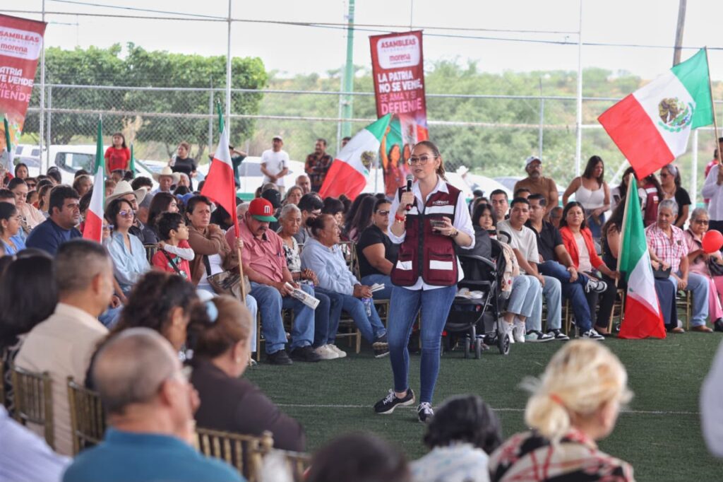 Vero Díaz encabeza asamblea informativa en Apozol, Zacatecas