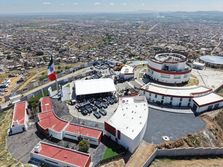 Instalaciones del C5i de Zacatecas vistas desde el aire, sede del foro sobre construcción de paz